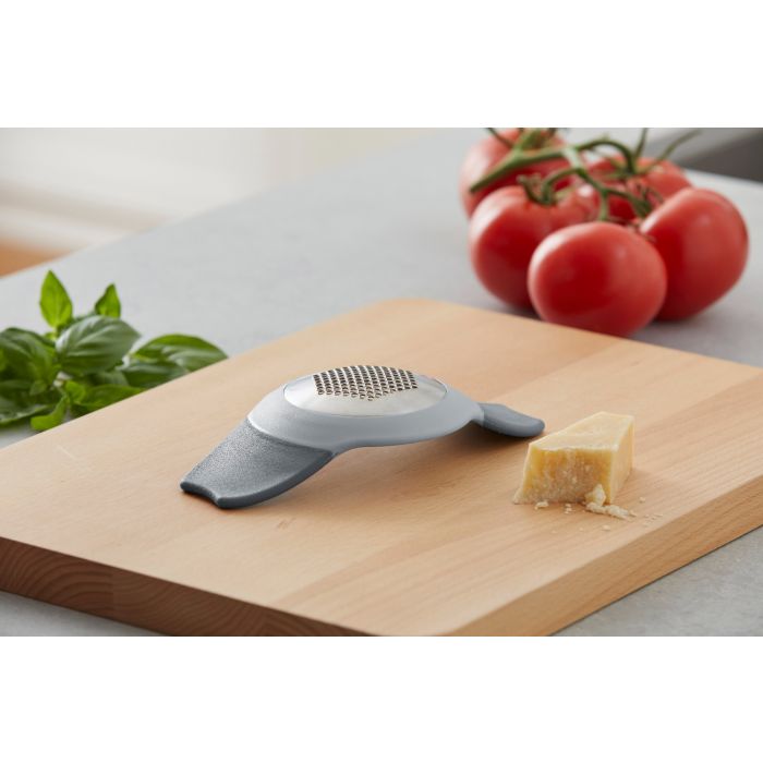 grand designs kitchen grate & crush - 2 in 1 garlic crusher